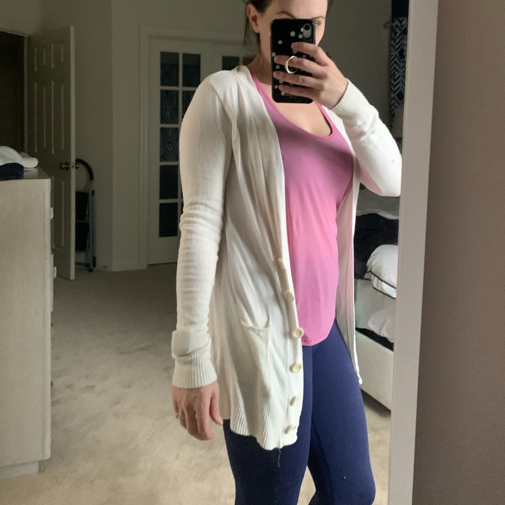 Cream white button cardigan 🔹BOGO🔹